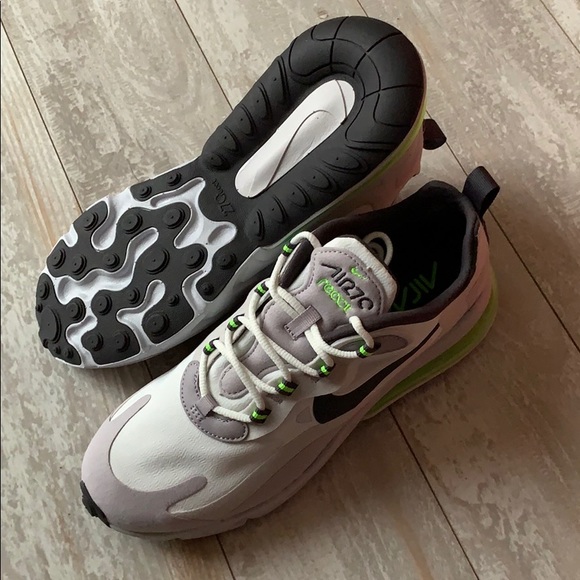 NWT Nike Air Max 270 react - Picture 9 of 9